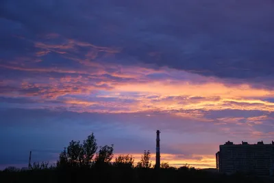 Картинка заката в городе: волшебство закатного света