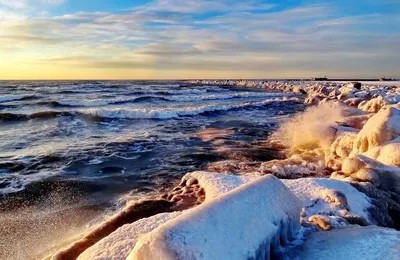 Фотка: Замерзшее черное море на твоем телефоне