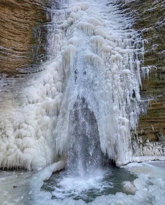 Замерзшие водопады: Волшебство, запечатленное на фотографиях