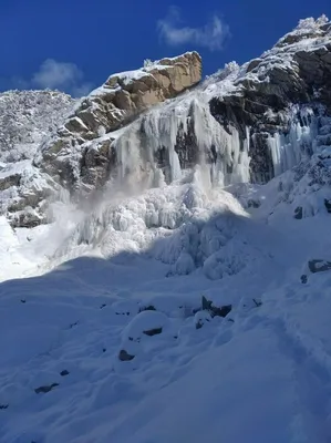 Арт замерзших водопадов