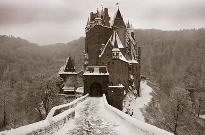 20 потрясающих изображений замков зимой в JPG