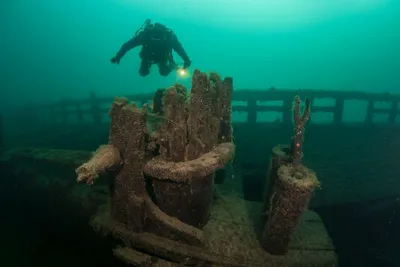 Загадочные обители морского дна: фотографии затонувших кораблей Черного моря