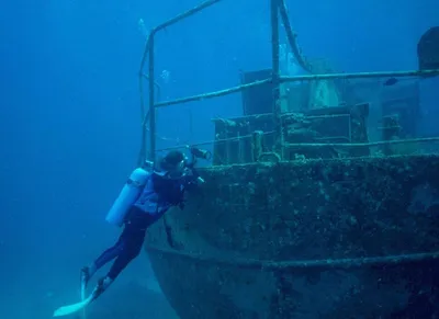 Фотка на андроид затонувших кораблей Черного моря