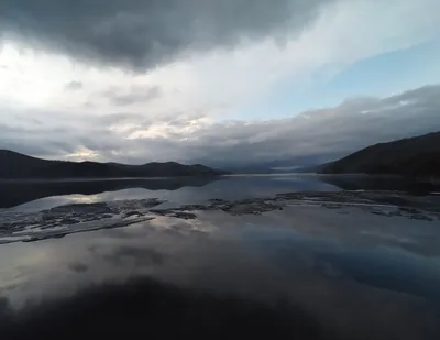 Удивительные фотообои с изображением Зейского моря