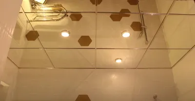 Изображения зеркальных потолков в ванной для скачивания