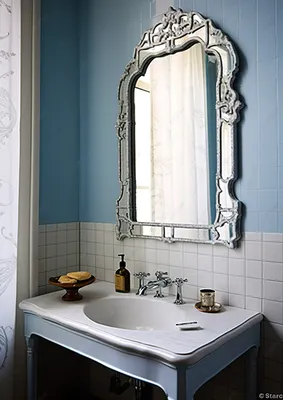 Фото зеркала над ванной, придающего особый шарм пространству
