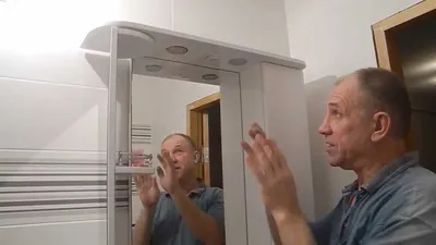 4K арт-изображение зеркала шкафа для ванной