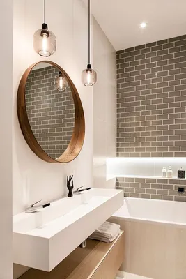 Оптимизация пространства: зеркало в маленькой ванной