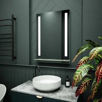 Фото зеркала в ванную с полкой - выберите формат для скачивания