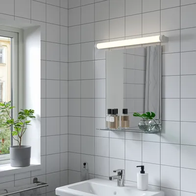 Зеркало в ванную с полкой: идеальное решение для организации пространства
