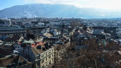 Магия Зимы в Женеве: Фото в Различных Форматах