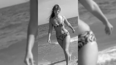 Фото женщин на пляже: морской бриз и солнечные улыбки