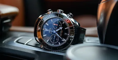 HD изображения часов Omega в стильном дизайне