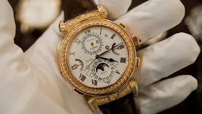 По шагам времени: Фотосессия женских часов от Patek Philippe