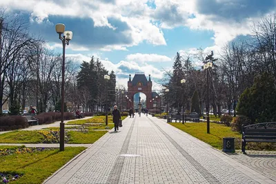 Зимнее волшебство в фотографиях: Краснодар в белоснежной красоте