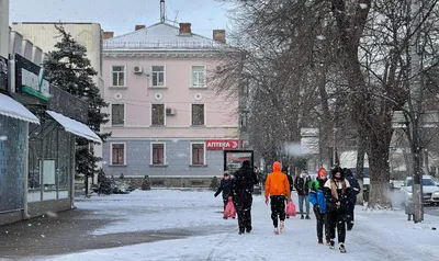 Зимний фотоэкспресс: Краснодар в разных размерах