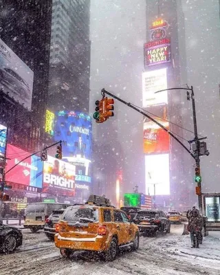 Зимний Нью-Йорк в PNG: Магия снега на фото