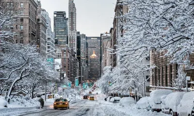 Зима в Нью-Йорке: Зимние виды центральных улиц