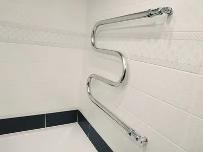 Фото Змеевика в ванной: загадочное появление