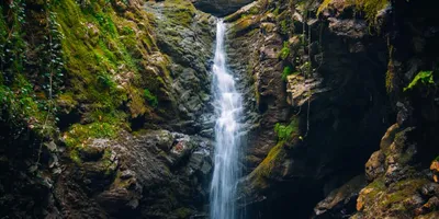 Змейковские водопады - жемчужина Лаоса: потрясающие фотографии величественных водных потоков