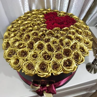 Красивая золотая роза в высоком разрешении (jpg)